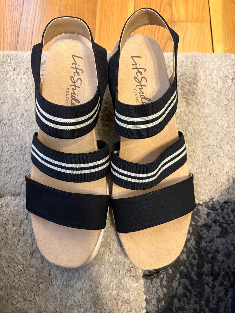 Life Stride Black and White Elastic Strap Wedge Sandals size 8W